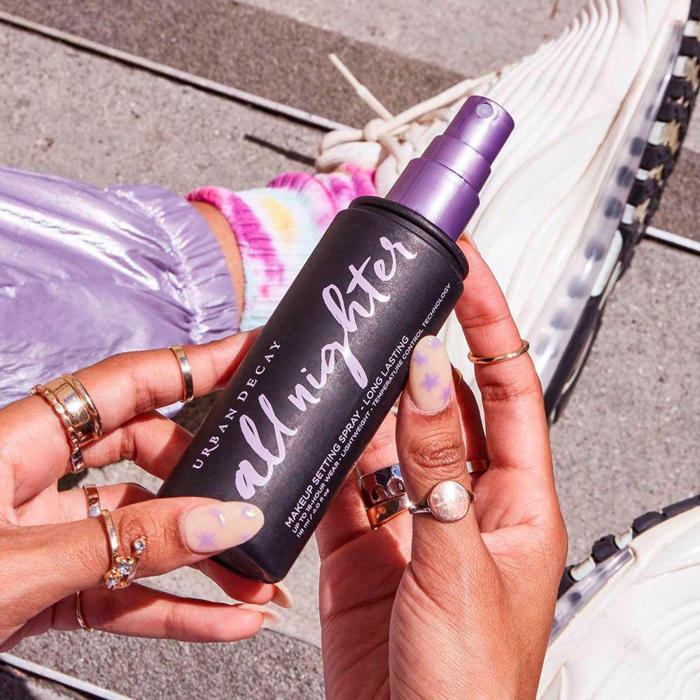 Urban Decay ALL NIGHTER spray fissante per il trucco a lunga durata 2025