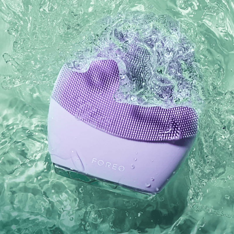 FOREO Dispositivo Intelligente Detergente e Rassodante Viso LUNA 4 Promozione Limitata