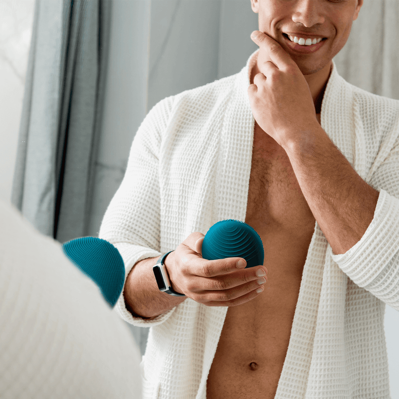 FOREO Dispositivo intelligente per la pulizia e il rassodamento del viso Black Friday Prezzi
