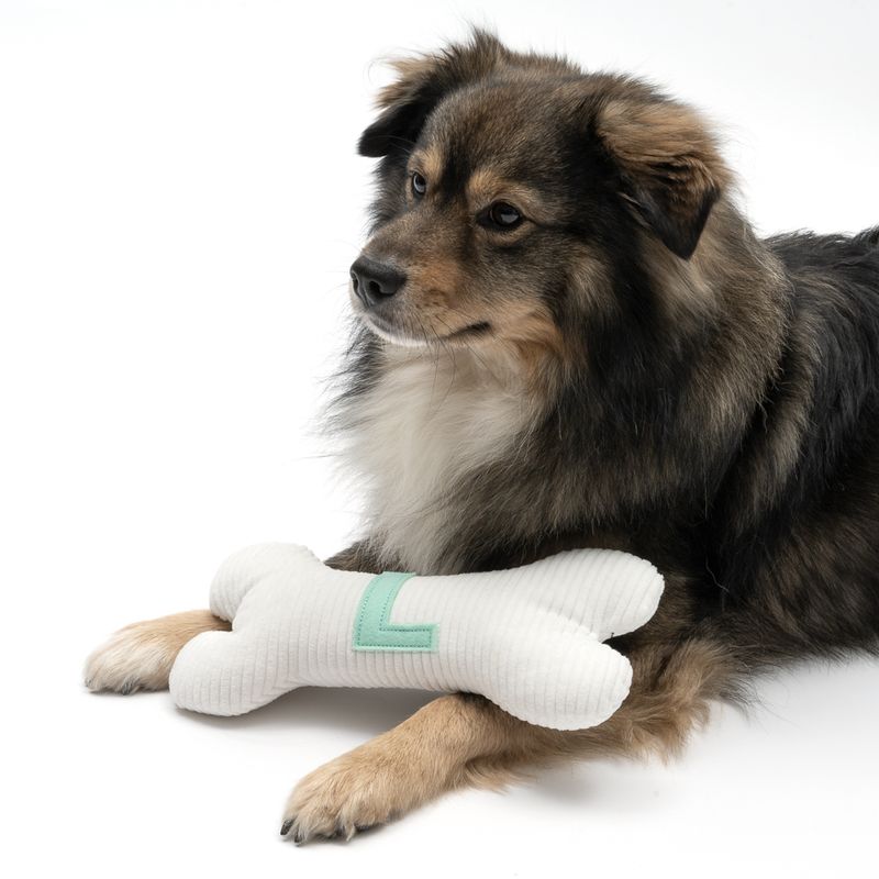 Bitiba Osso di peluche TIAKI con lettera “L” Pezzi Unici